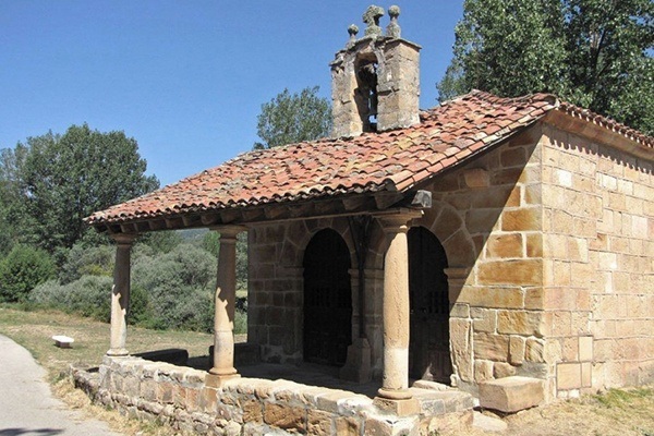 Ermita del Santo Cristo de Molinos de Duero